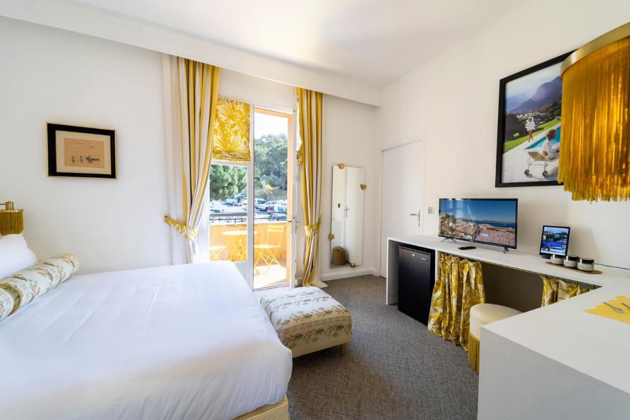 סן טרופז Hotel Le Y מראה חיצוני תמונה