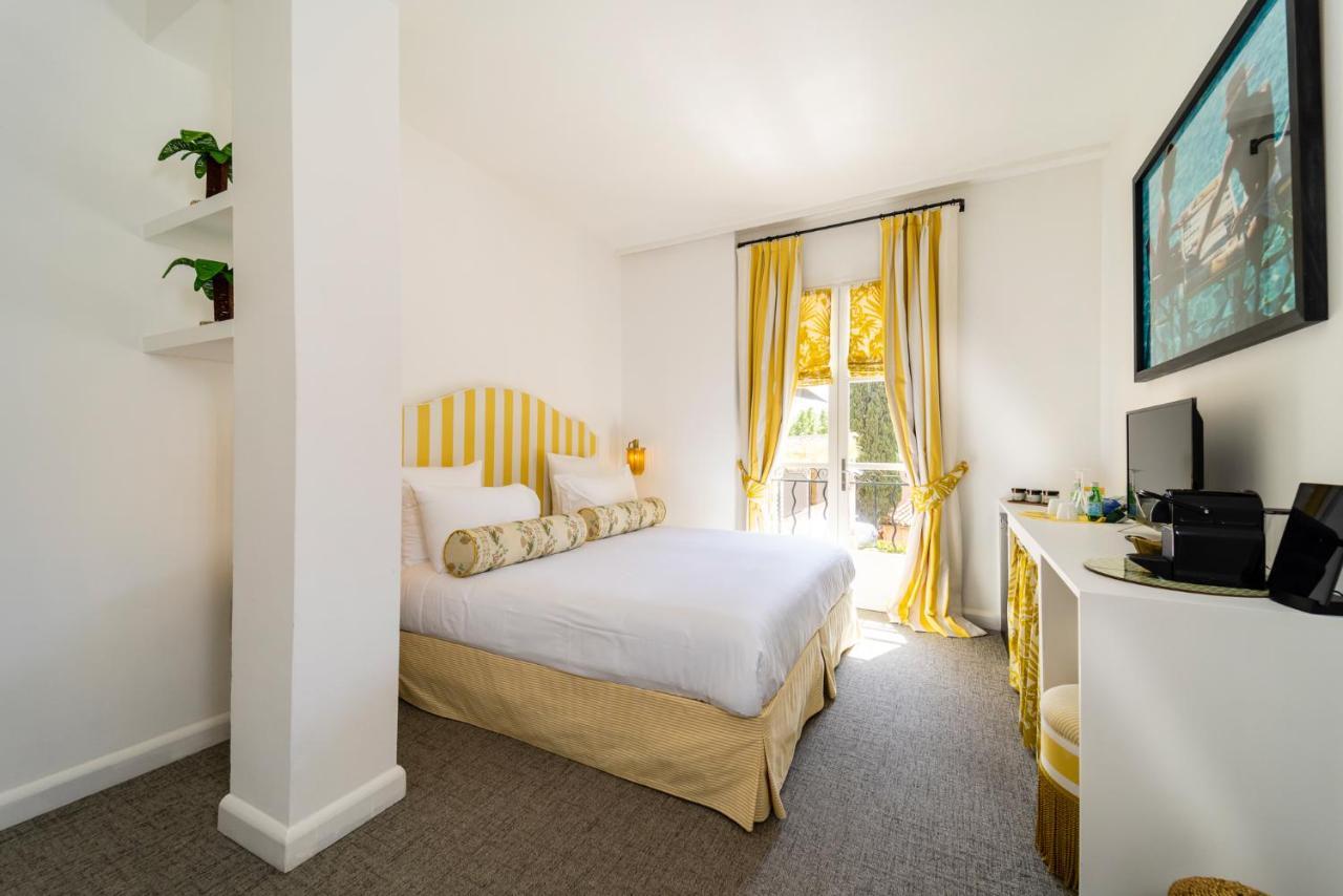 סן טרופז Hotel Le Y מראה חיצוני תמונה