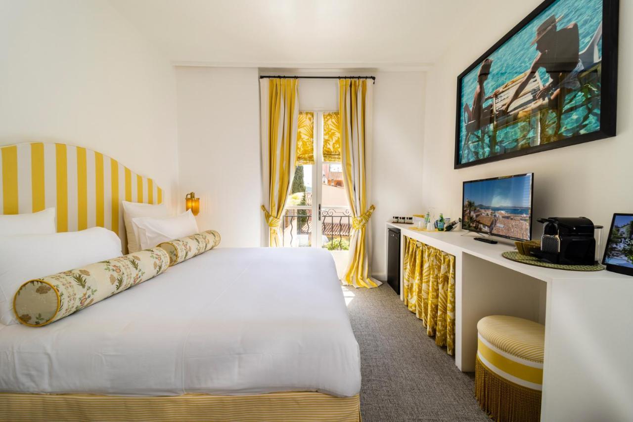 סן טרופז Hotel Le Y מראה חיצוני תמונה